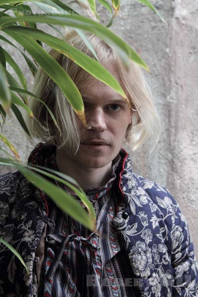 CONNAN MOCKASIN - 2011-10-10 - PARIS -  - 